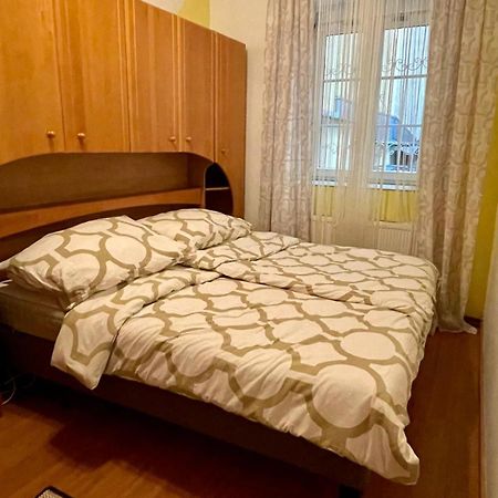Gemutliche Wohnung Mit Super Lage Wien Exterior foto